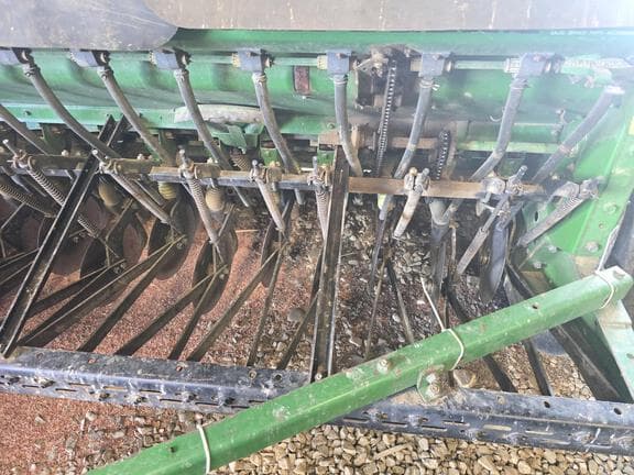 Image of John Deere 450 equipment image 4