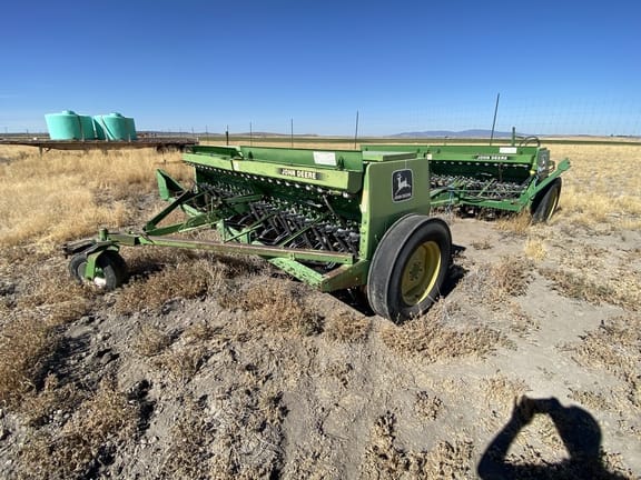 2000 John Deere 450 Equipment Image0