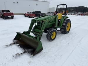 2000 John Deere 4500 Image