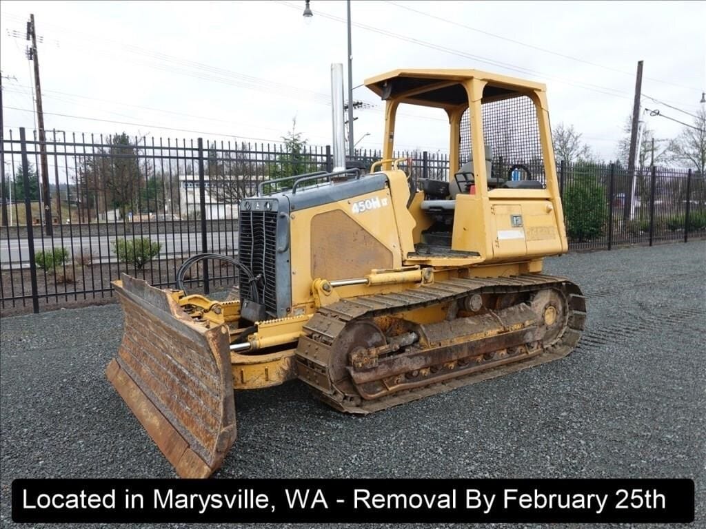 2000 John Deere 450H LT Equipment Image0