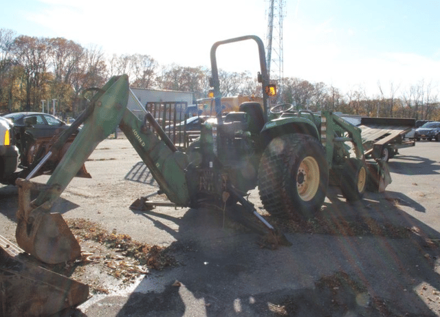 Image of John Deere 4600 equipment image 2