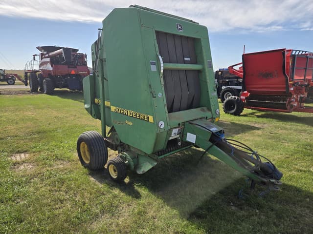 Image of John Deere 466 equipment image 1