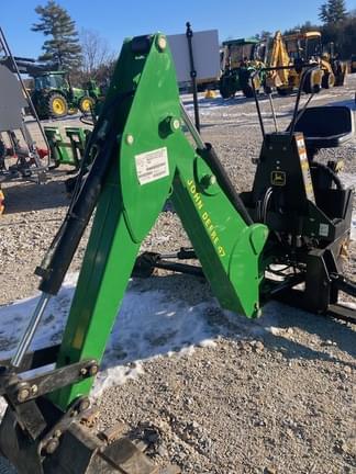 Main image John Deere Backhoe