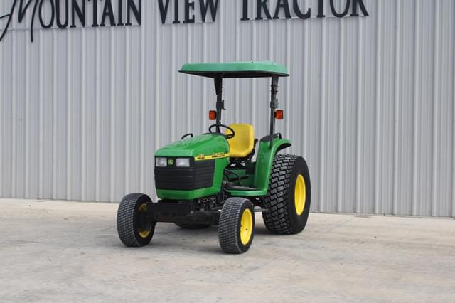 Image of John Deere 4700 equipment image 1