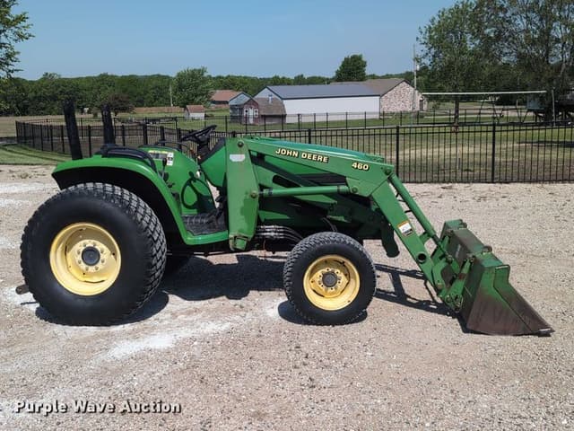 Image of John Deere 4700 equipment image 3