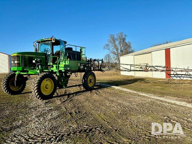 Image of John Deere 4700 equipment image 4