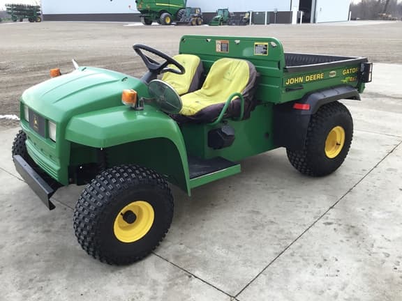 Image of John Deere Gator equipment image 2