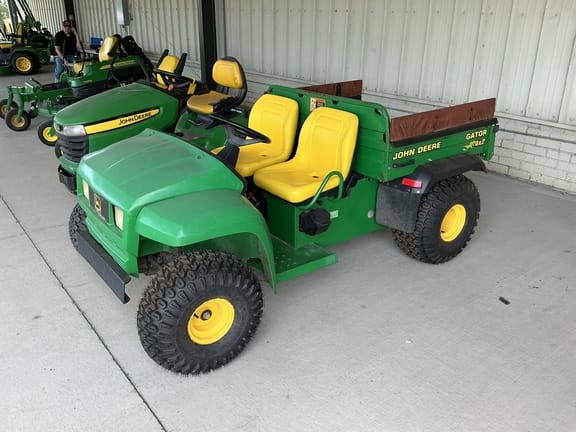2000 John Deere Undetermined Equipment Image0