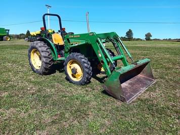 Main image John Deere 5105