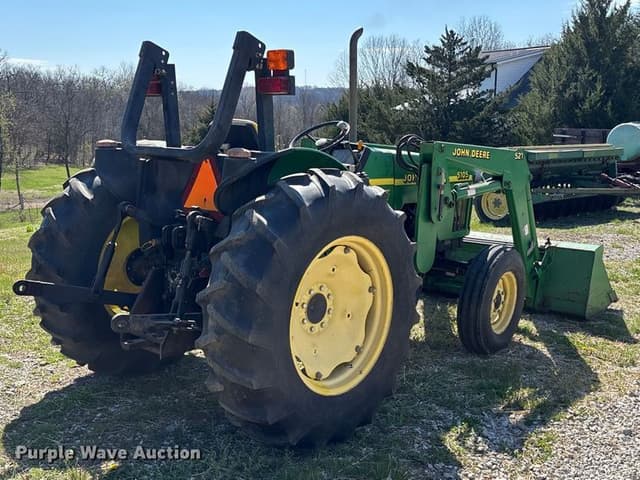 Image of John Deere 5105 equipment image 4
