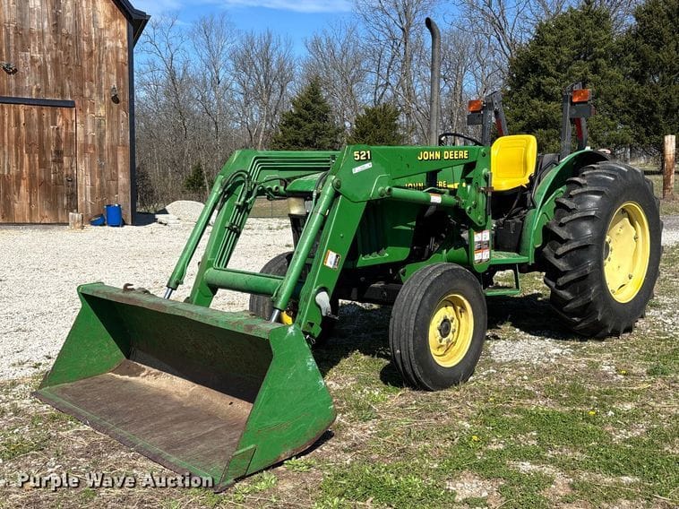 2000 John Deere 5105 Equipment Image0