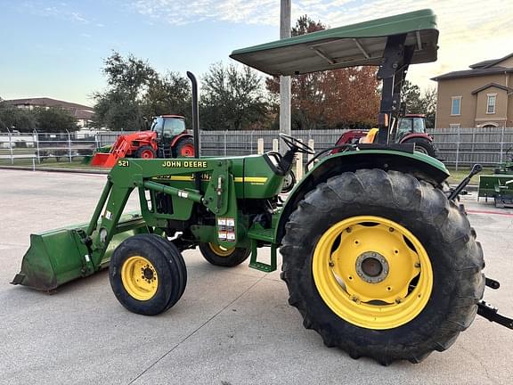 Image of John Deere 5310 equipment image 1