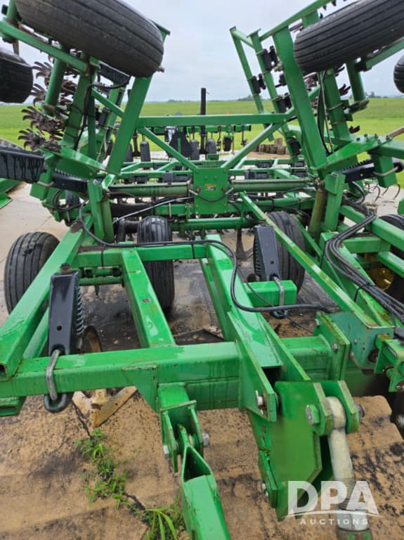 Image of John Deere 550 equipment image 3