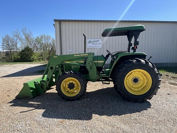 Image of John Deere 5510 equipment image 1