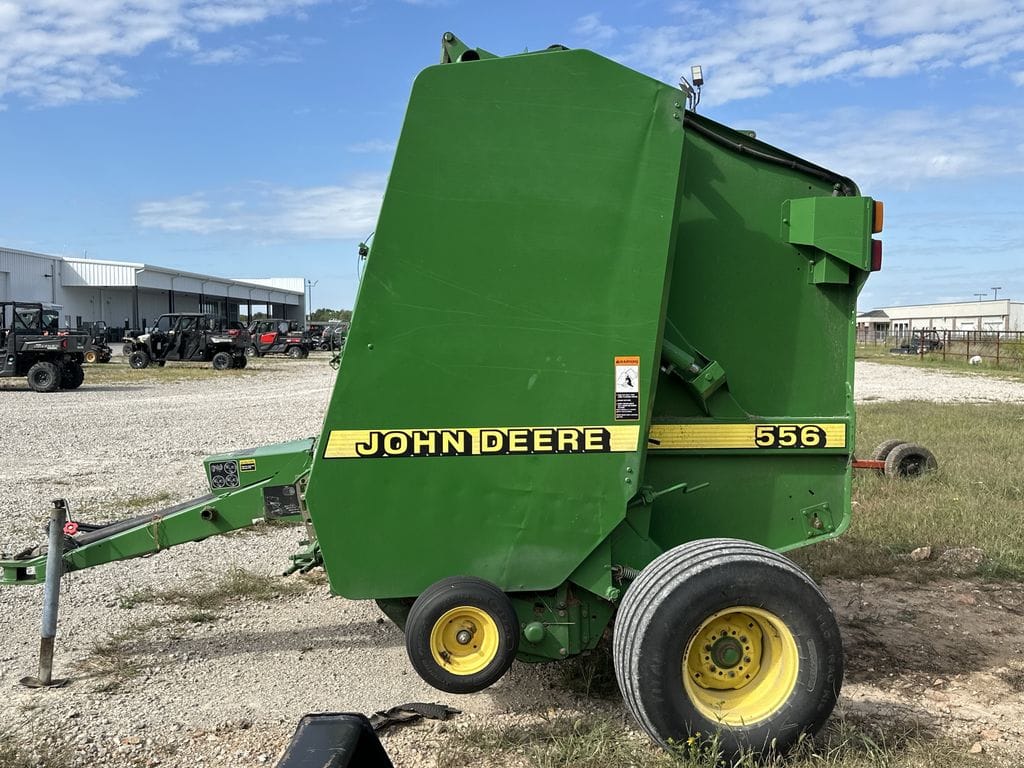2000 John Deere 556 Equipment Image0
