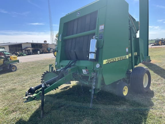 2000 John Deere 566 Equipment Image0