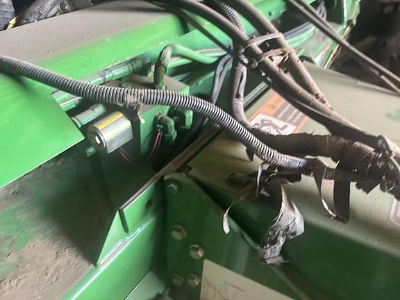 Image of John Deere 566 equipment image 3