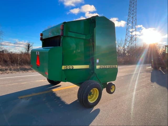 Image of John Deere 566 equipment image 4