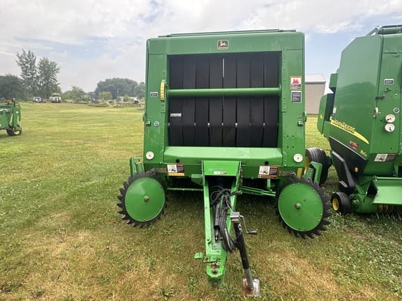 Image of John Deere 567 equipment image 4
