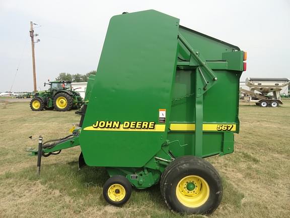 Image of John Deere 567 equipment image 1