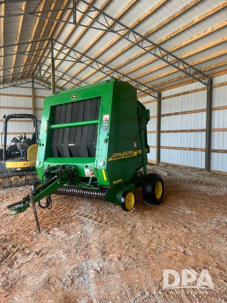 Main image John Deere 567