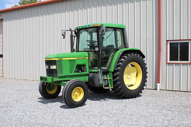 Image of John Deere 6310 equipment image 1