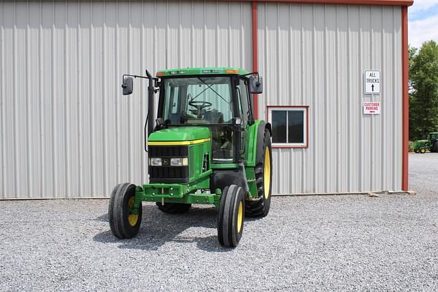 Image of John Deere 6310 equipment image 3