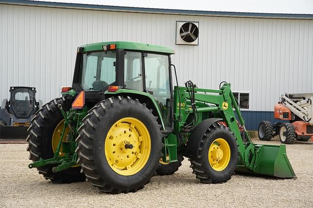 Image of John Deere 6310 equipment image 4