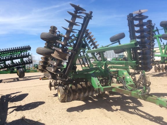 Main image John Deere 637