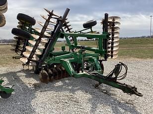 Main image John Deere 637