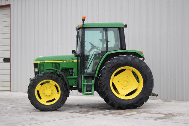 Image of John Deere 6410 equipment image 1