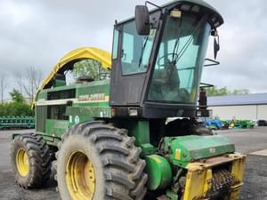 2000 John Deere 6850 Image