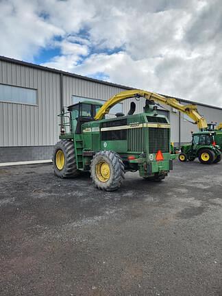 Image of John Deere 6850 equipment image 3