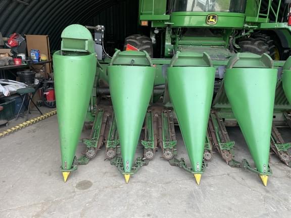 Image of John Deere 693 equipment image 1