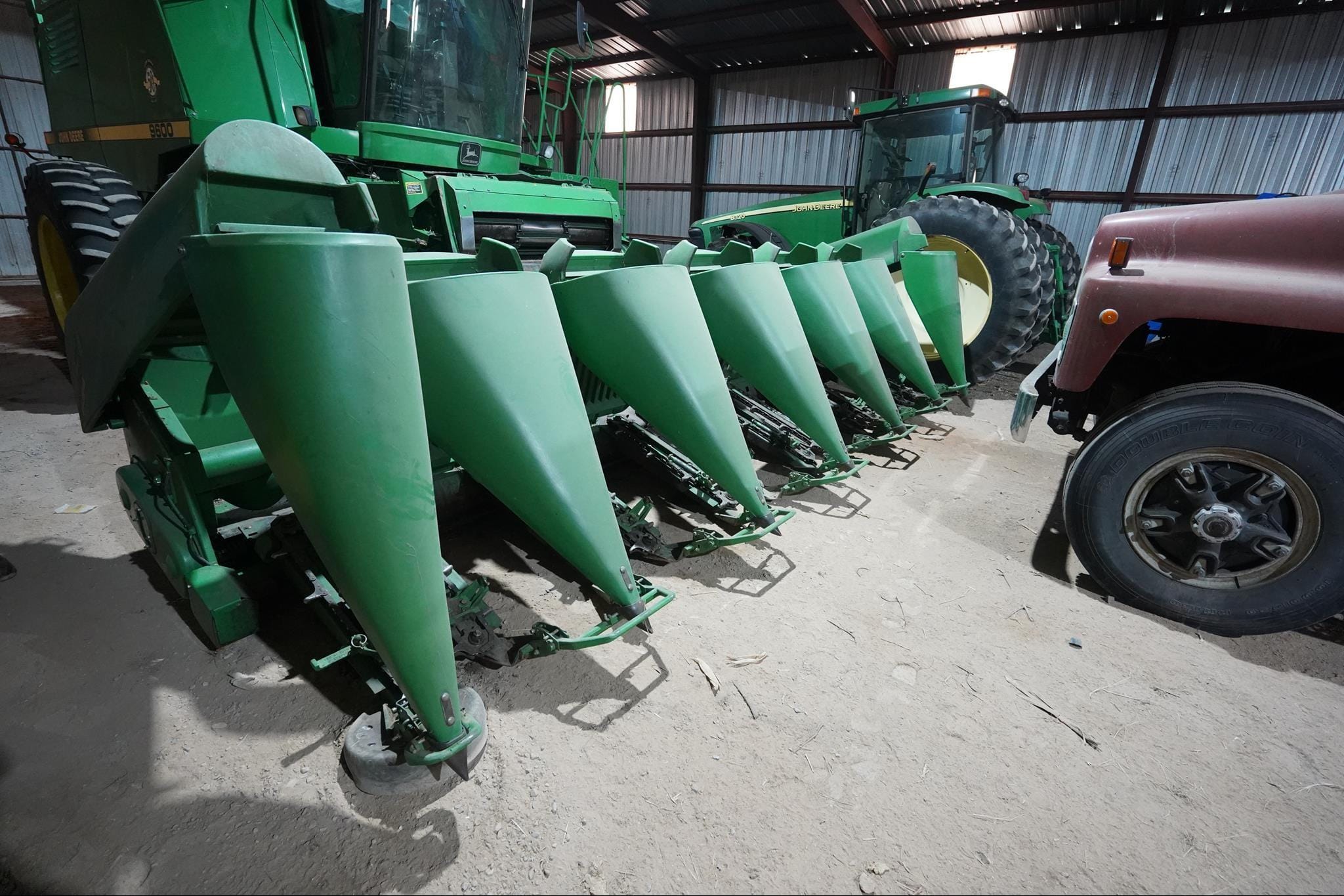 2000 John Deere 694 Equipment Image0