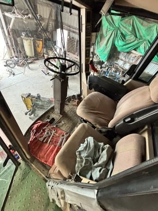 Image of John Deere 6950 equipment image 3