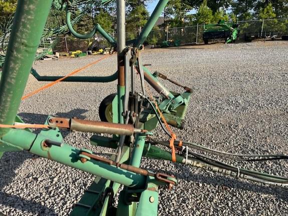 Image of John Deere 702 equipment image 3