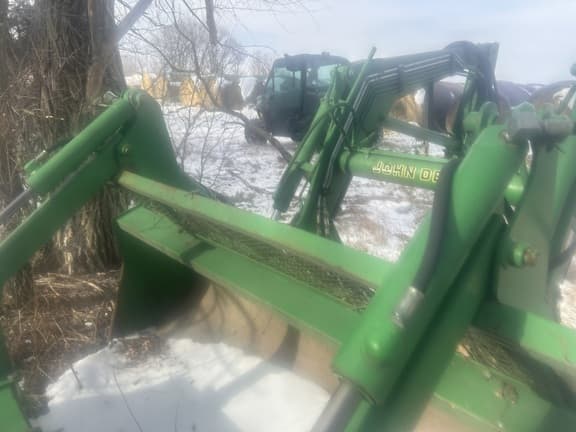 Image of John Deere 720 equipment image 2