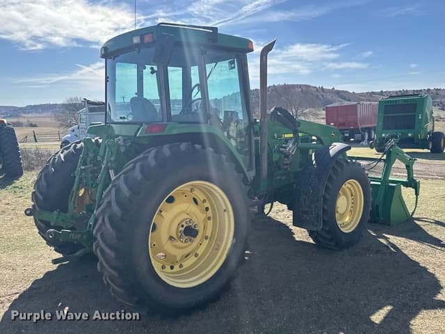 Image of John Deere 7210 equipment image 4