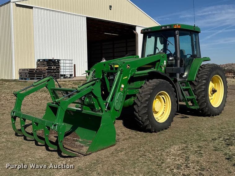 Image of John Deere 7210 Primary image