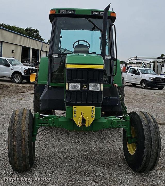 Image of John Deere 7410 equipment image 1