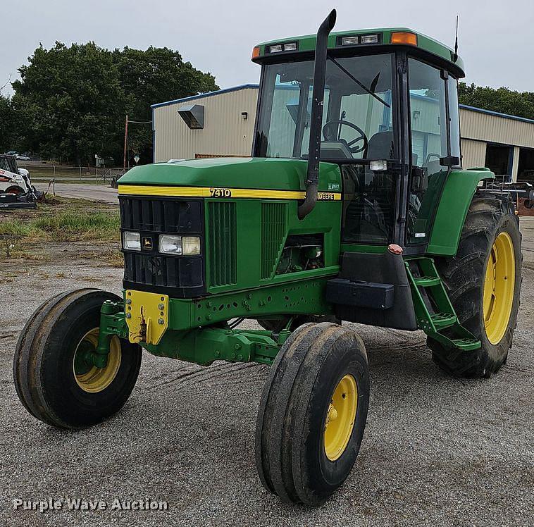 Image of John Deere 7410 Primary image