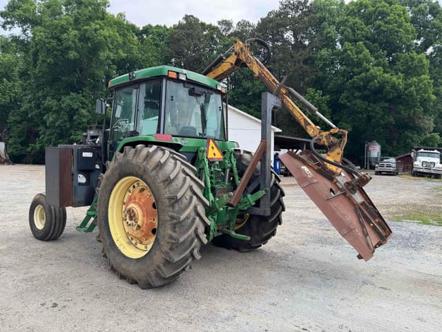 Image of John Deere 7410 equipment image 4