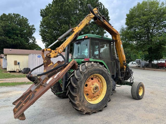 Image of John Deere 7410 equipment image 2