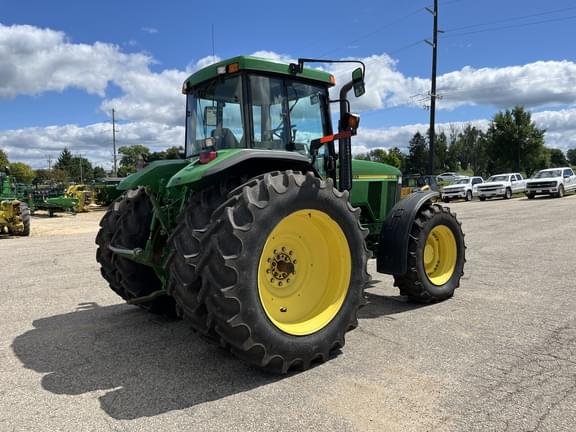 Image of John Deere 7610 equipment image 4