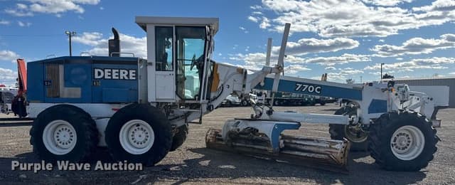 Image of John Deere 770C equipment image 3