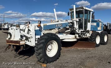 Main image John Deere 770C