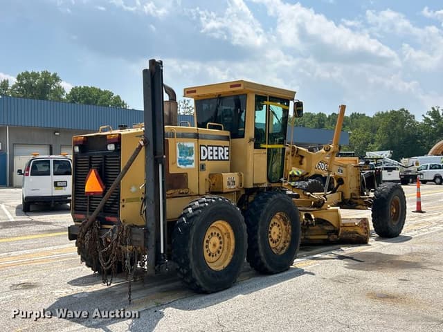 Image of John Deere 770CH equipment image 4