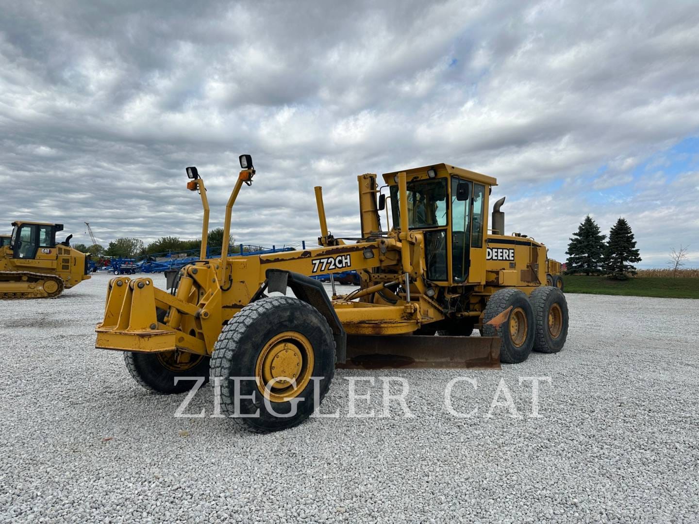 Main image John Deere 772CH