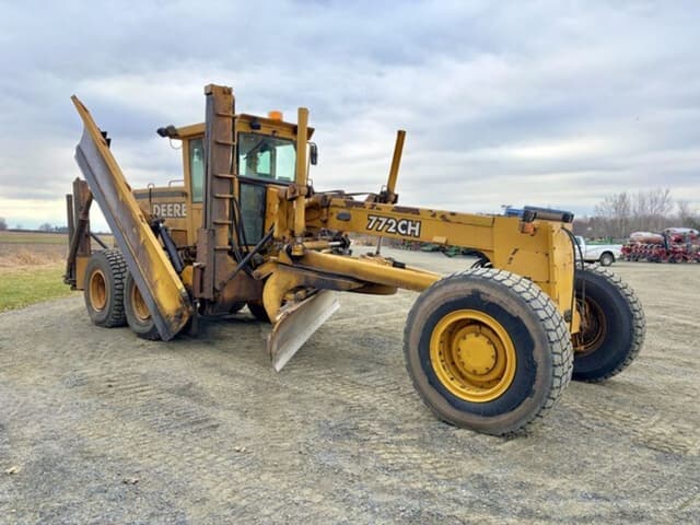 Image of John Deere 772CH equipment image 1